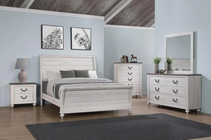 Stillwood 4-Piece Queen Panel Bedroom Set - Vintage Linen