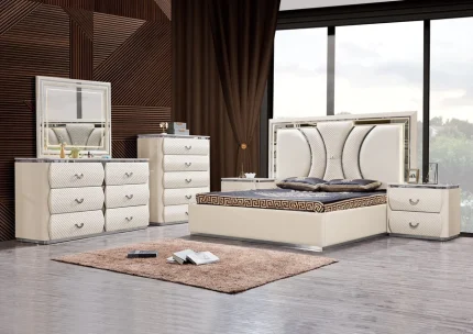 Discover Luxury: B1002 Queen/King Bedroom Set in California